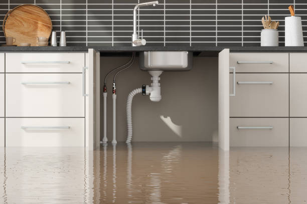 Water damage restoration process in CA